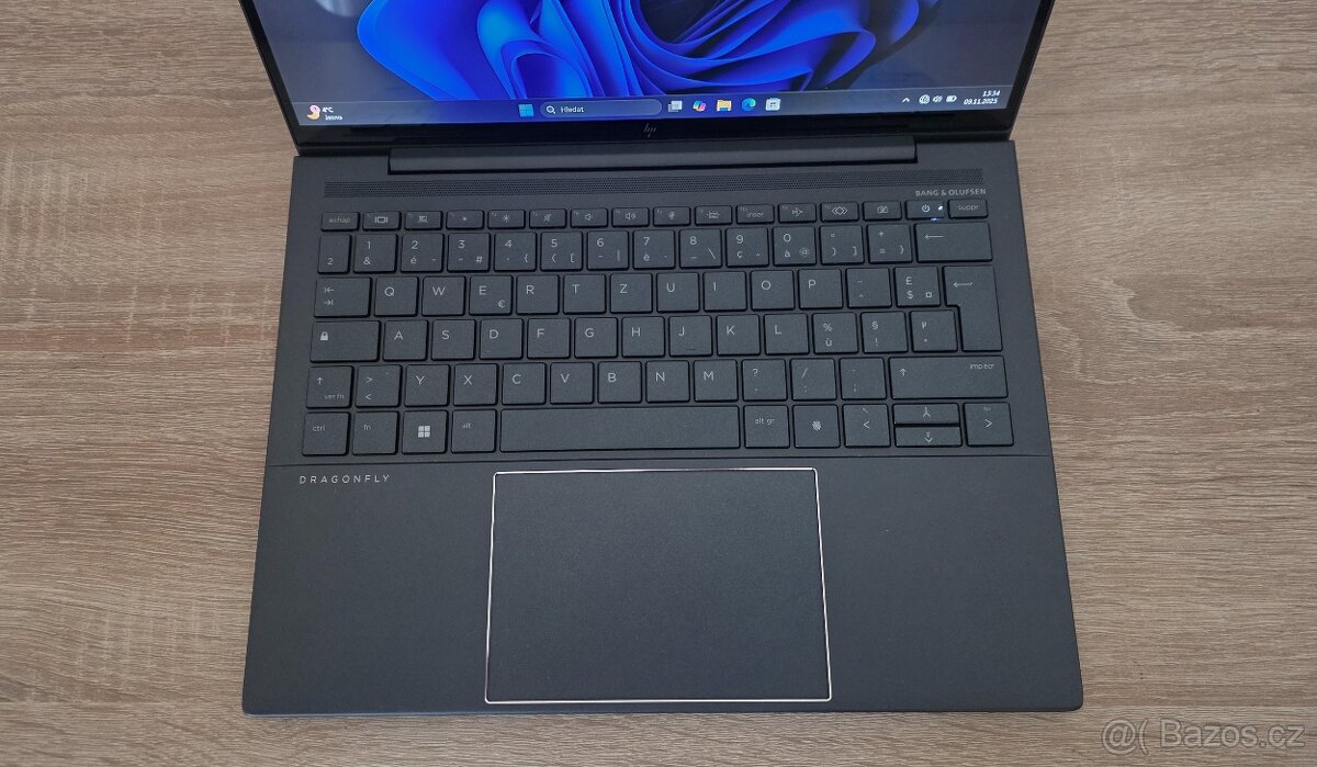 HP Elite Dragonfly G3 (i7-1255U, 16/512 GB, dotyk, 1.1 kg) - 2