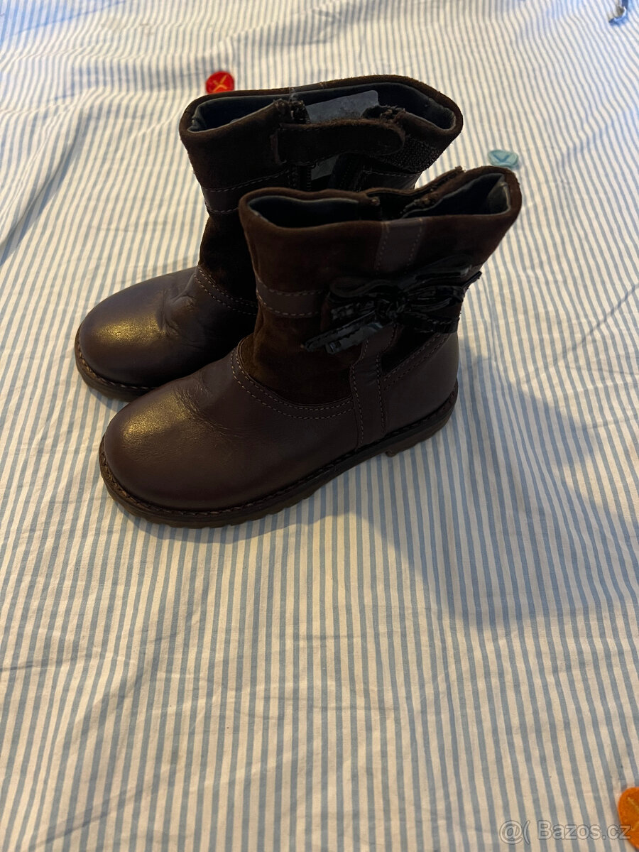 Zimní boty vel. 23 a 26 - 2