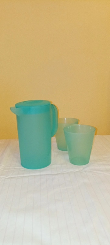 RŮZNÉ konvice a konvičky - 2