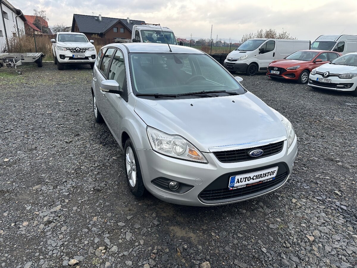 Ford Focus 1,6i 74KW VYHŘÍVANÉ PŘEDNÍ OKNO - 2