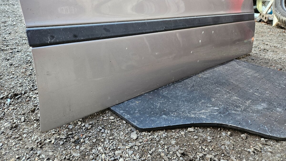 Bmw E39 dveře,kapota,blatníky - 2