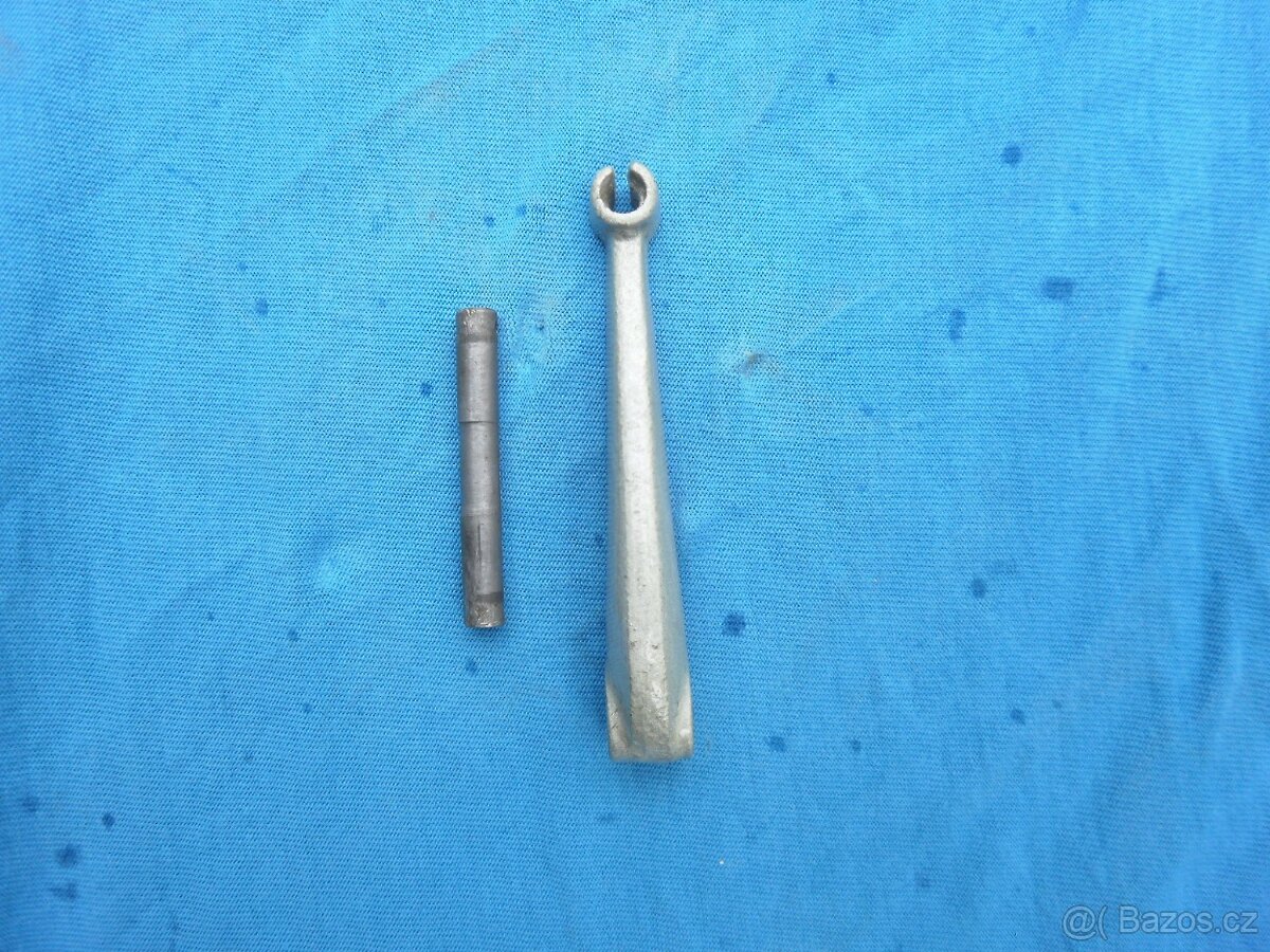 Páčka vypínání spojky s hřídelkou - 2