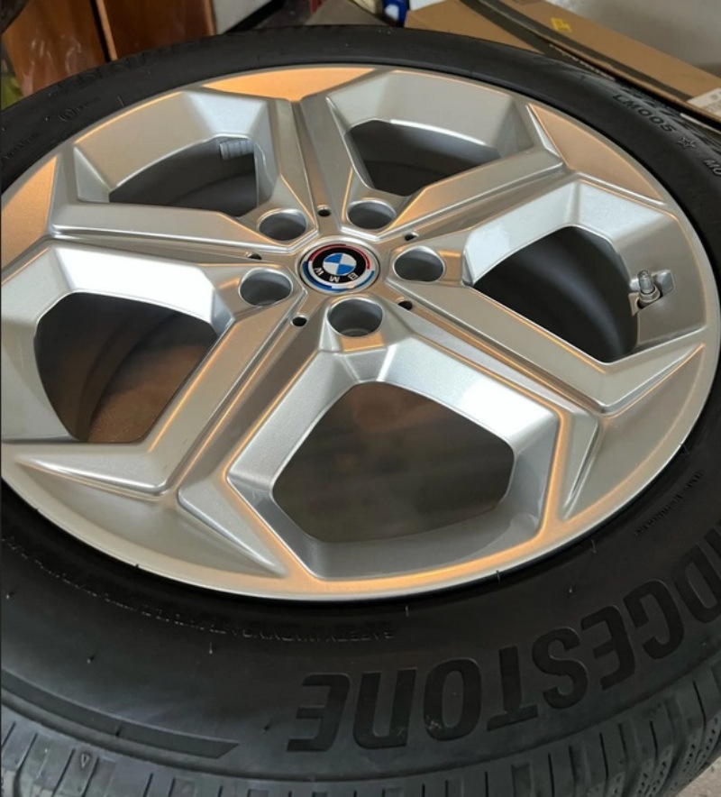 Stredove krytky pukličky do elektrónov značky BMW - 2