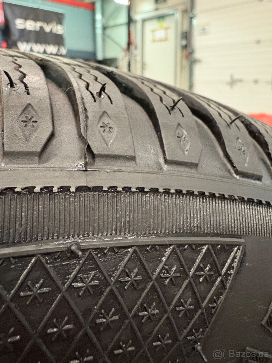 Zimní pneu 215/65 R17 - sada 4ks - 2