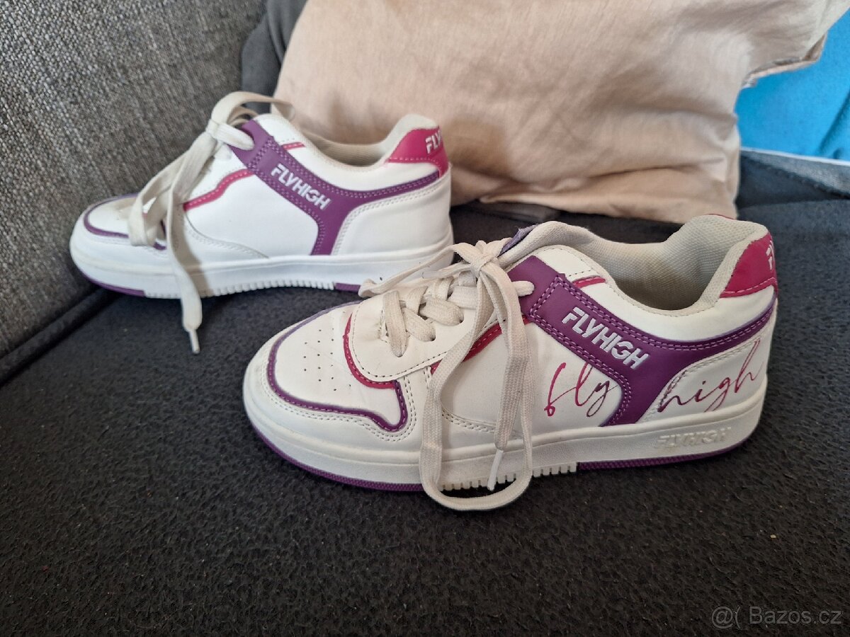 Dívčí boty, vel. 35. - 2