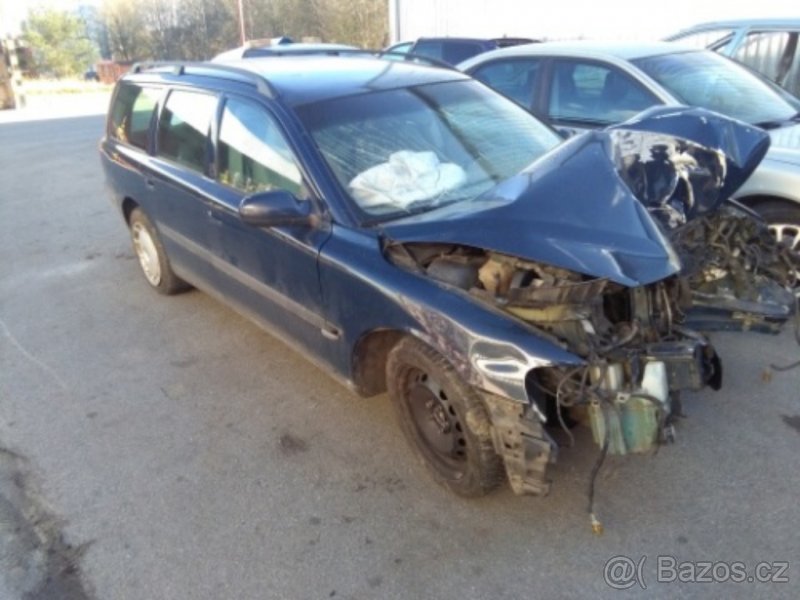 Volvo V70 II 2,4T 147Kw prodám ND - 2