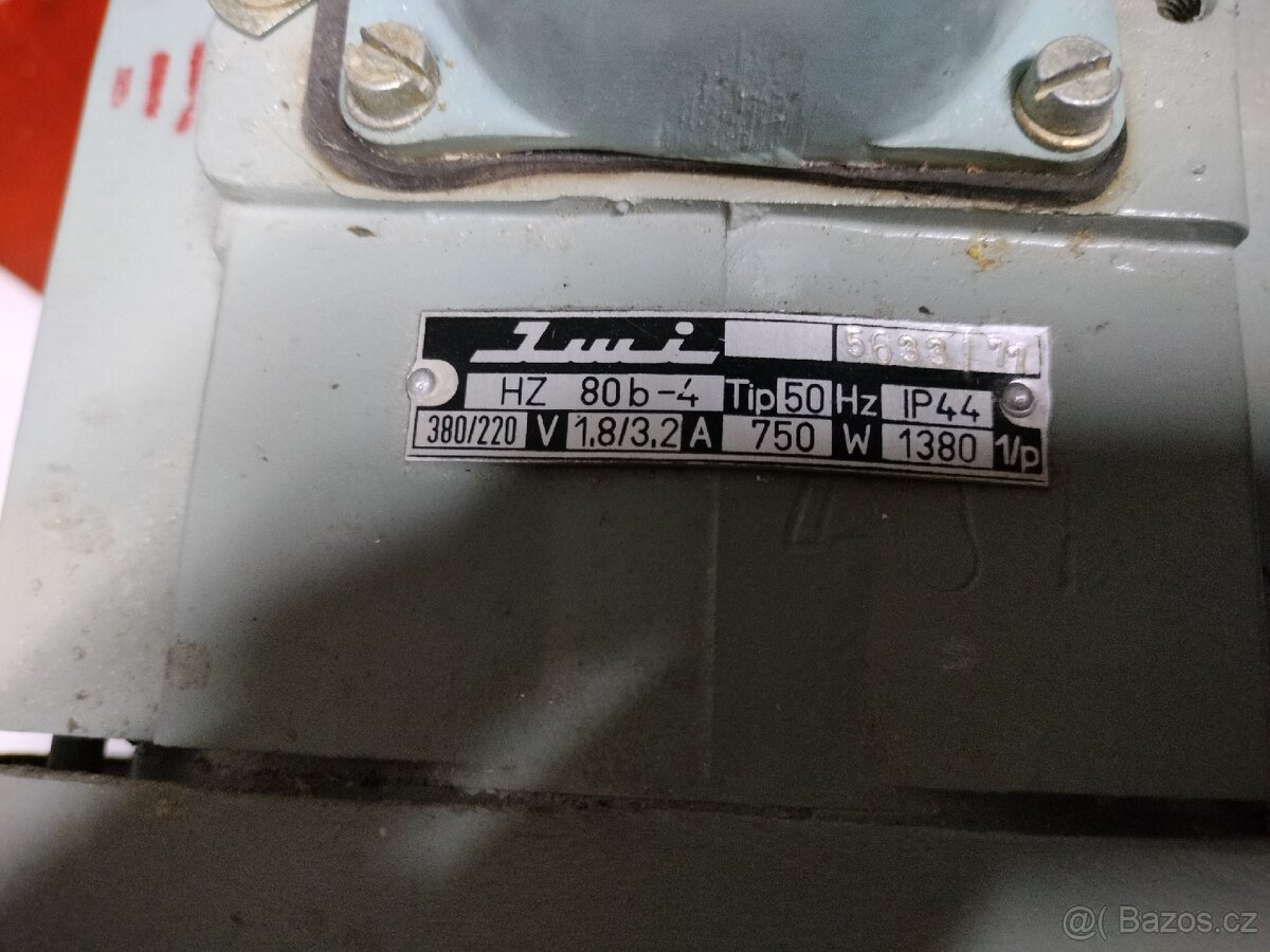 Motor+převodovka (mandl) - 2