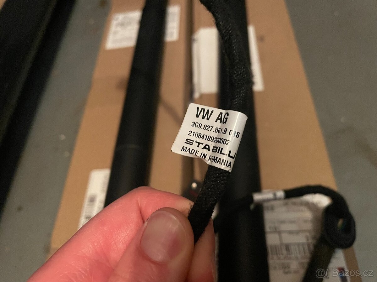 Vzpěry do kufru VW Passat B8 Variant (originál, použité) - 2