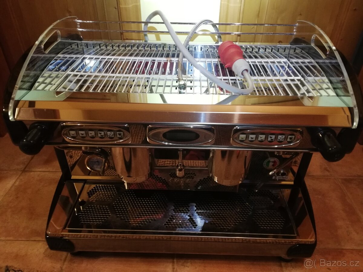 Dvoupákový kávovar LIRA od BFC - 2