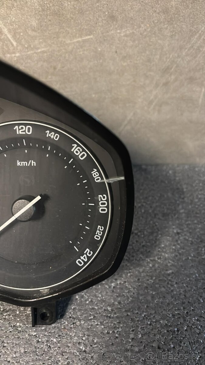 Škoda Octavia 2 - ND - NAFTOVÉ BUDÍKY - 2