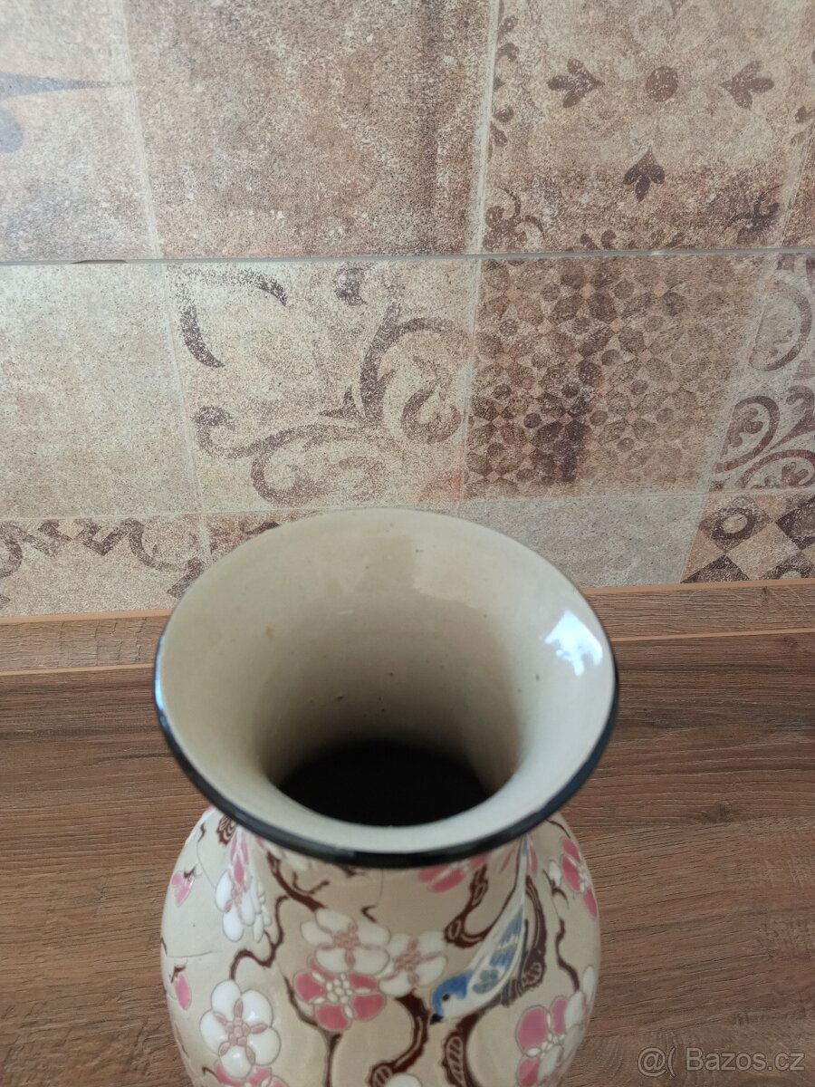 Starší čínská váza - 2