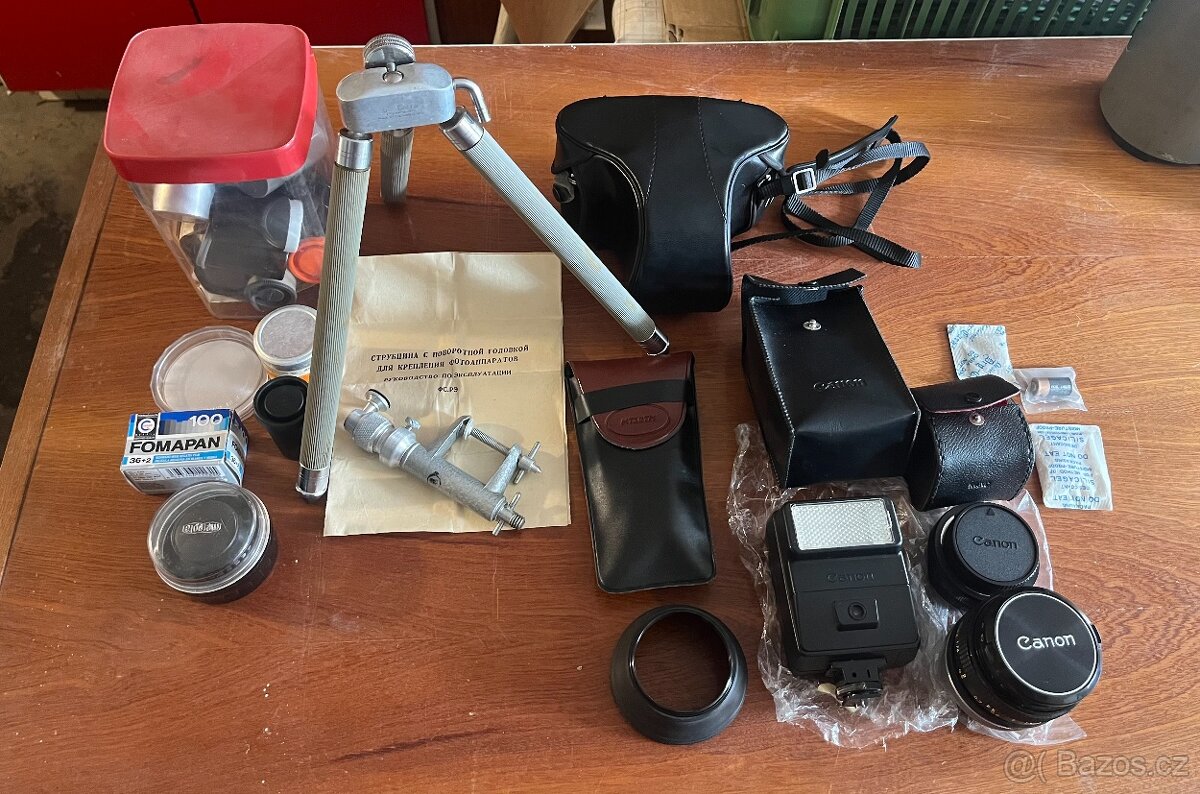 Zrcadlovka CANON A1 včetně příslušenství - 2