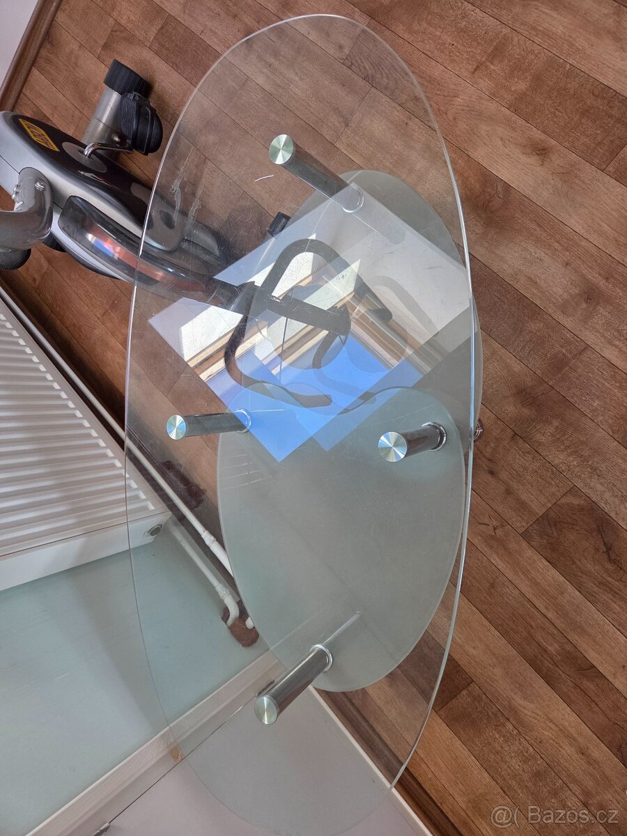 Konferenční stolek skleněný - 2