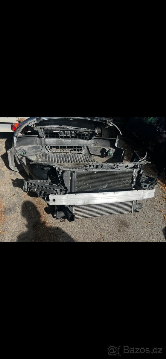 Audi A5 8T předek - 2