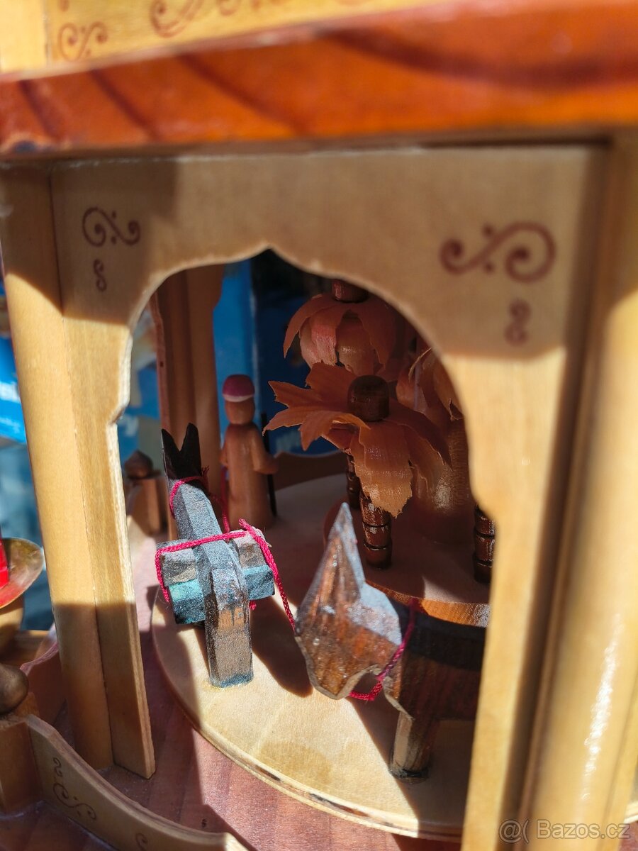 Vánoční pyramida(betlém) - 2