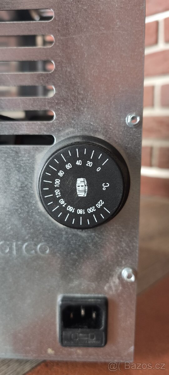 Horkovzdušný krbový ventilátor - 2