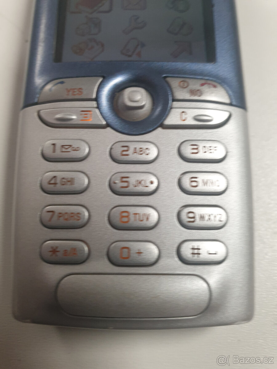 Sony Ericsson T310 - 2