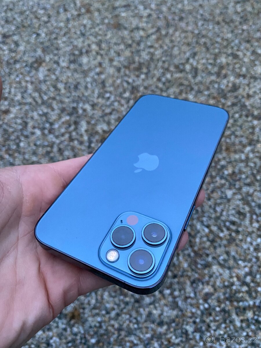 IPhone 12 Pro - baterie 100% - 2