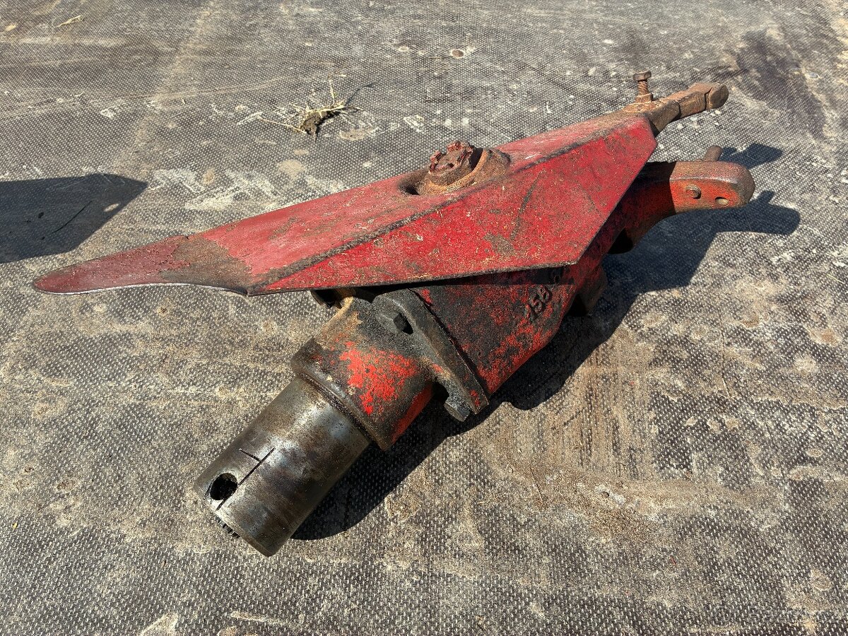 MF 70 - náhon kosy - 2