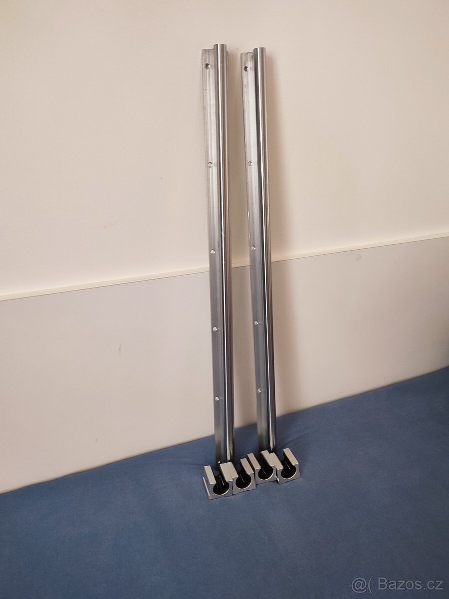 2 kolejnice 1500 mm, 4 vozíky-průměr vedení 16 mm - 2