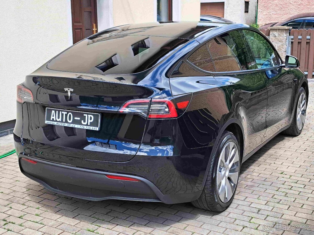 Tesla Model Y RWD Standard Range - 1895 - 2