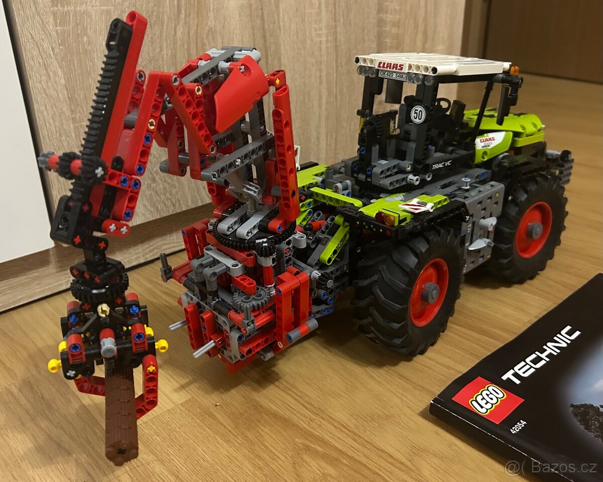 LEGO Technic 42054 CLAAS XERION 5000 TRAC VC - 2