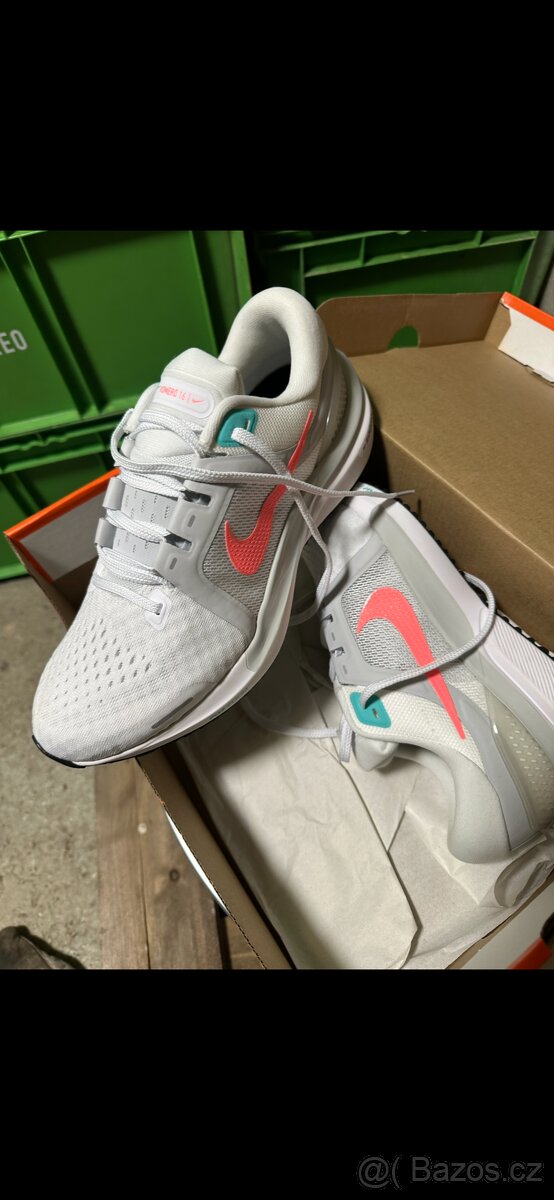 Prodám Nike Air Zoom Vomero 16 vel.40,5 - 2