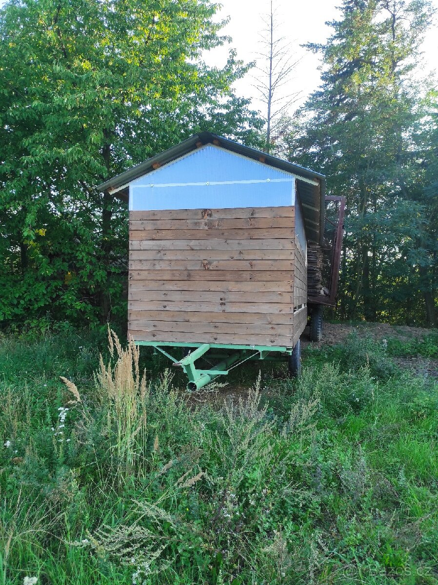 Pojízdný včelín - 2