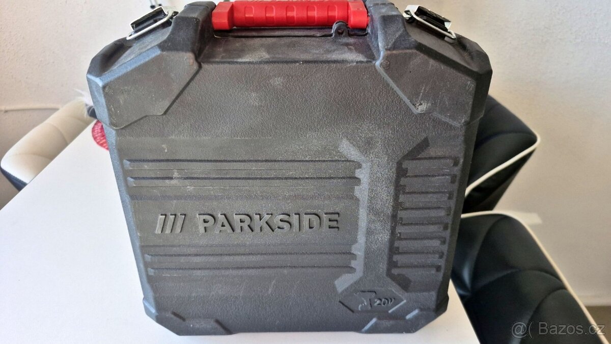 Rázový utahovák Parkside vč. akumulátoru - 2