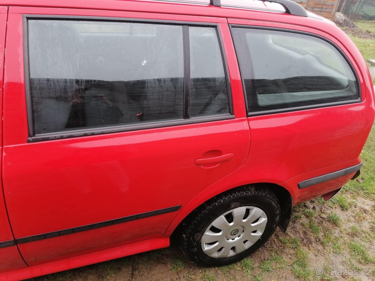 Škoda Octavia 1,9 tdi - bouraná - 2
