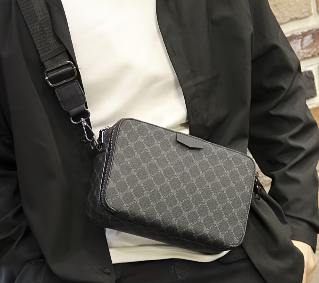 Pánská černá kostkovaná crossbody kabelka - 2