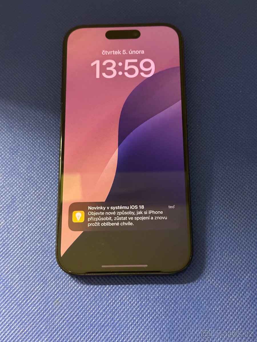 iPhone 15 Pro 256GB Blue Titanium - 2