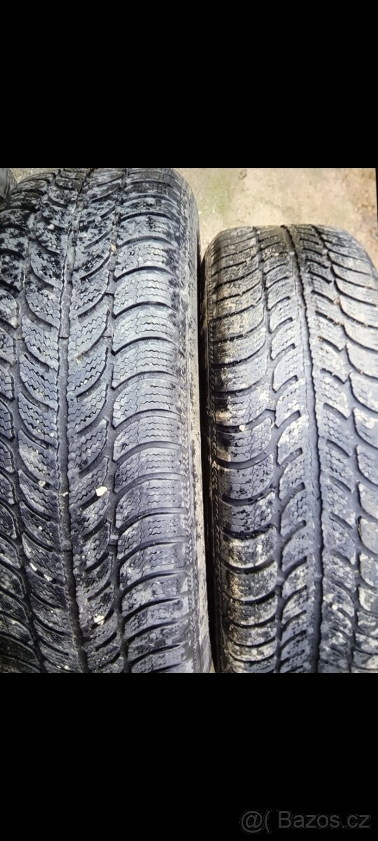 Zimní pneu 195/65 R15 - 2