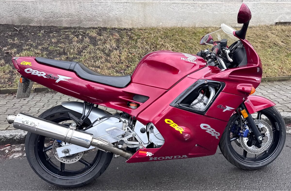 Honda CBR 600 F2 - 2
