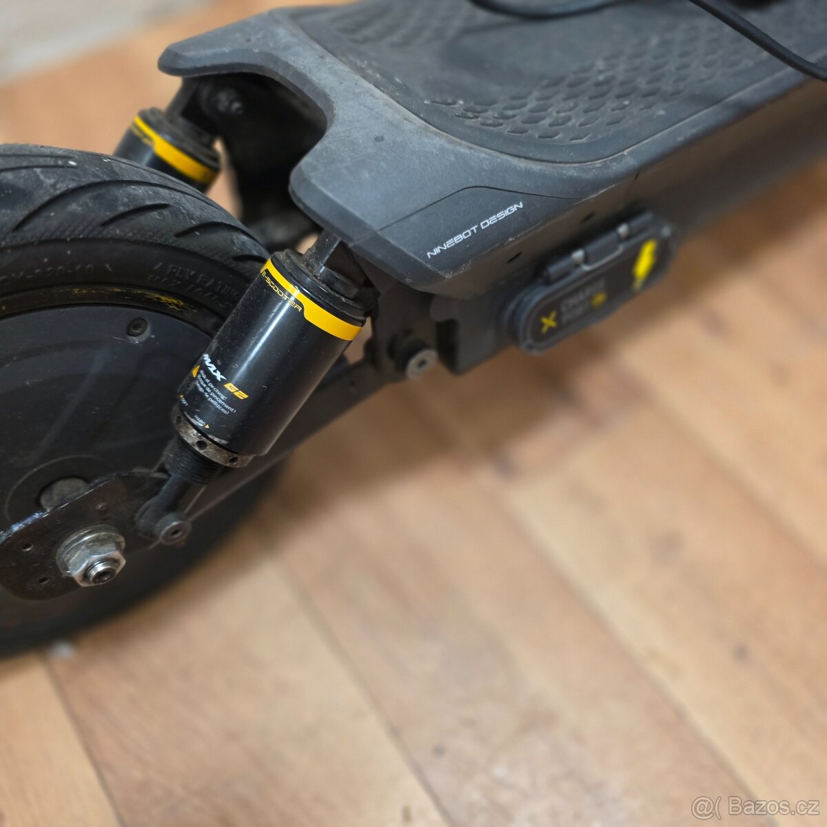 Elektrokolebezka Ninebot Max G2 - 2