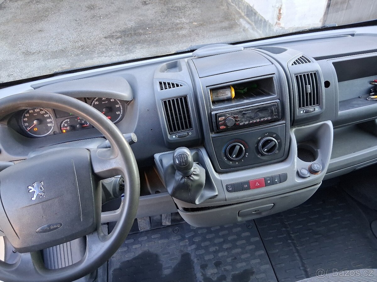 PEUGEOT BOXER 2.2 HDI 6 MÍST - 2