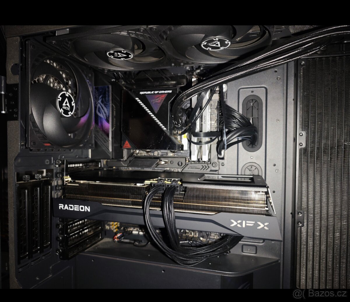 9070XT XFX Swift AMD Radeon - 2
