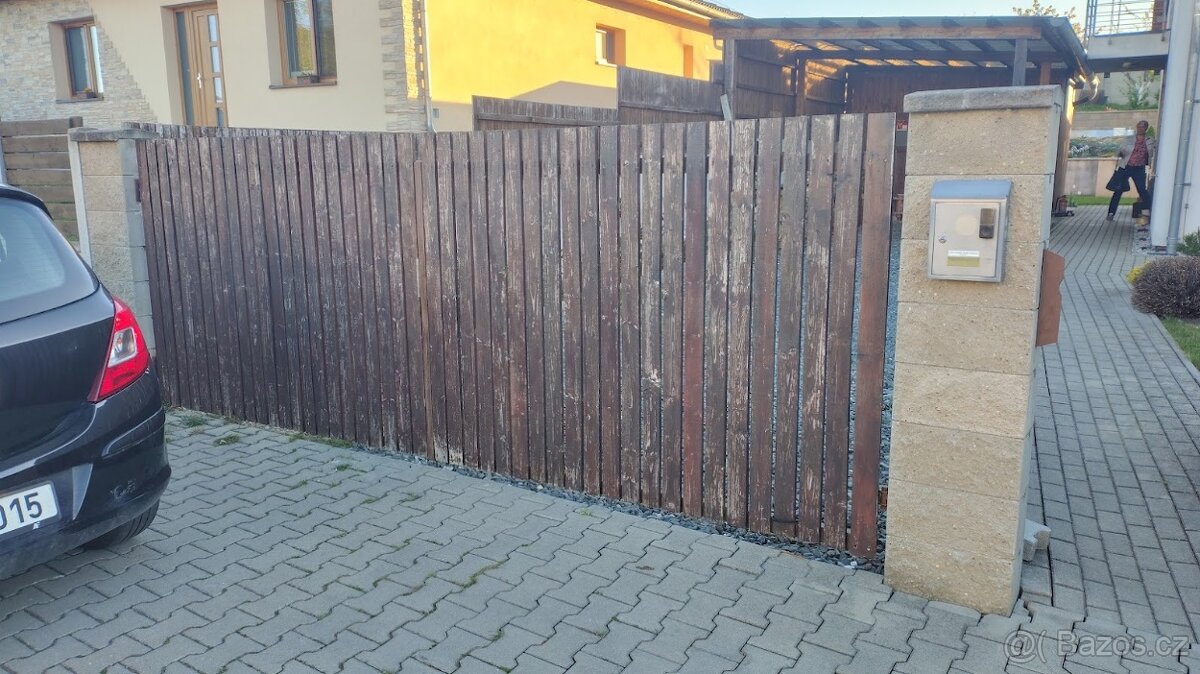 Solidní brána a branka - 2