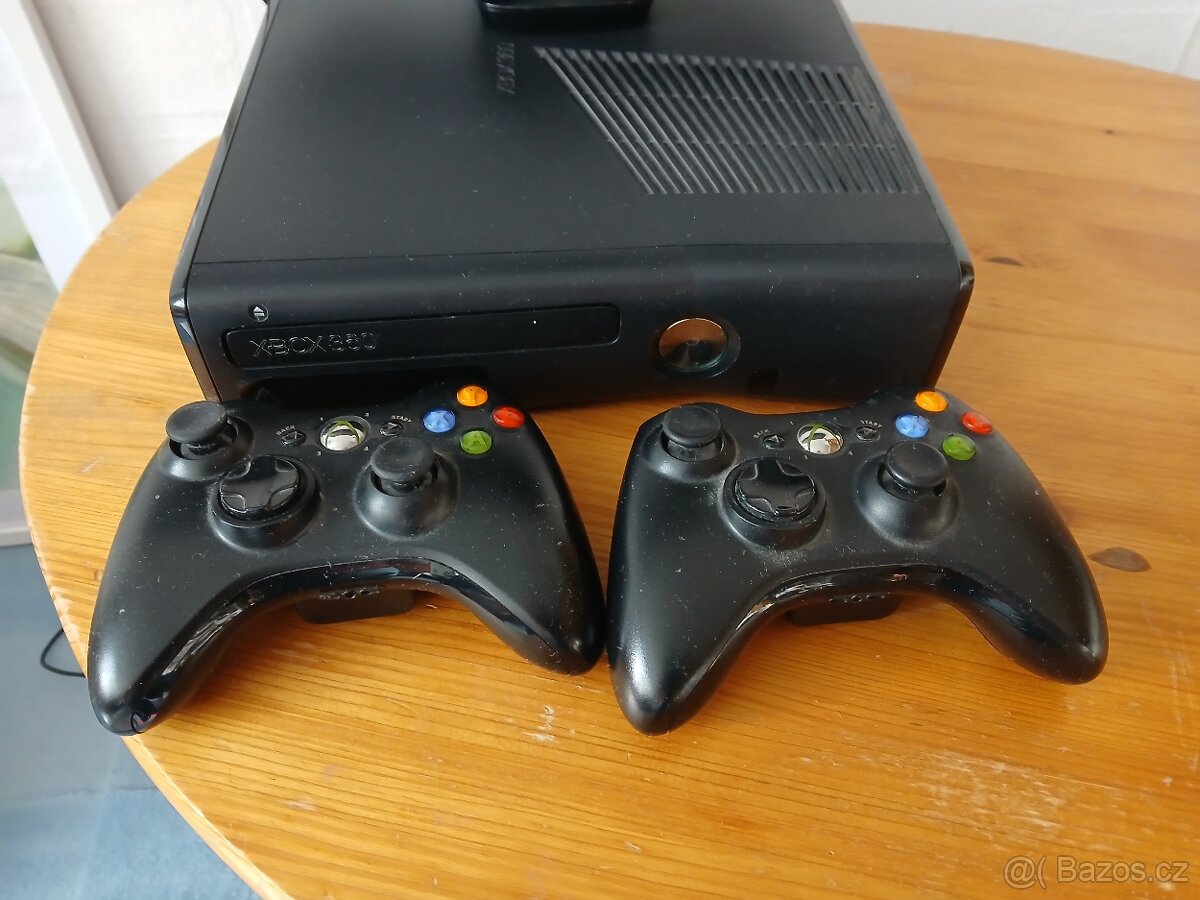 Xbox 360 + hry - 2