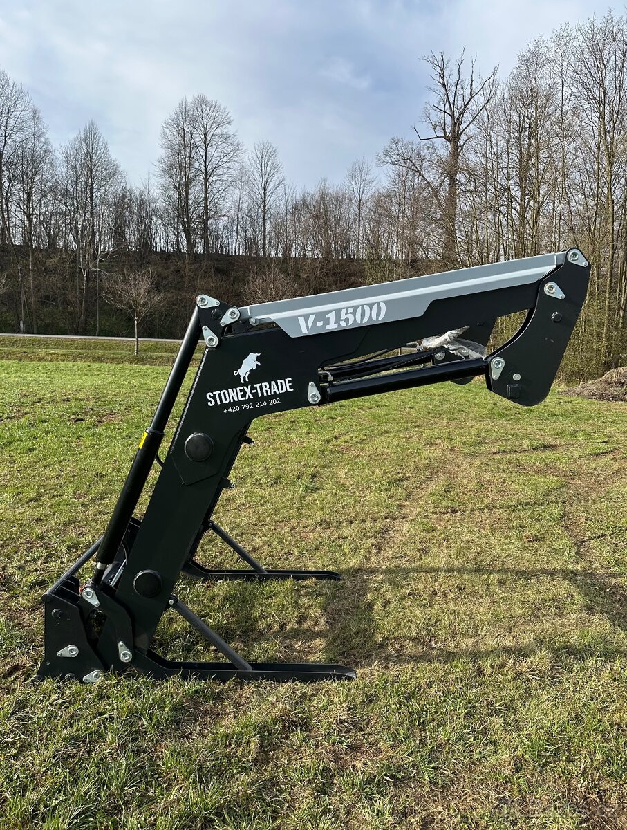 Čelní nakladač HYDRATRAC 1500 TP - 2