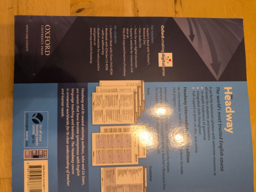 New Headway Inntermediate Teachers book - 2