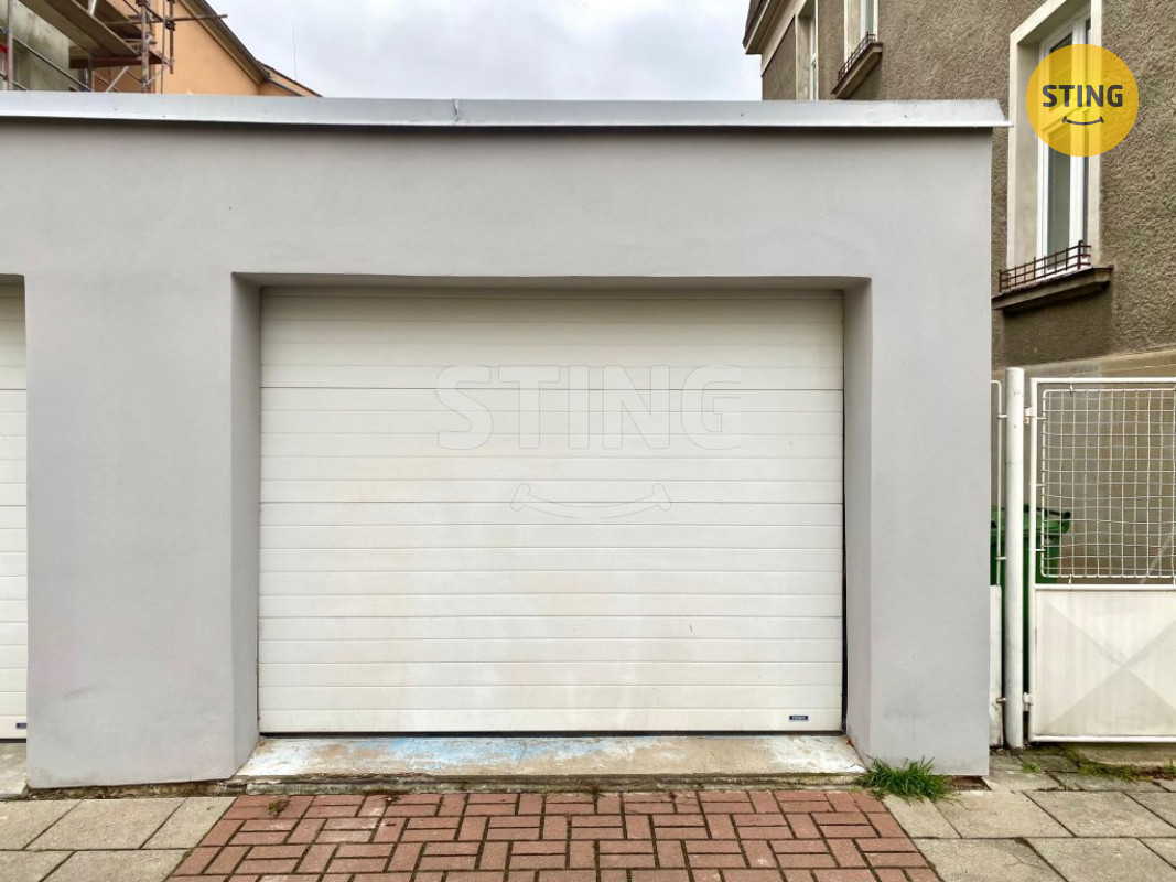 Pronájem bytu a garáže Opava, 134148 - 2