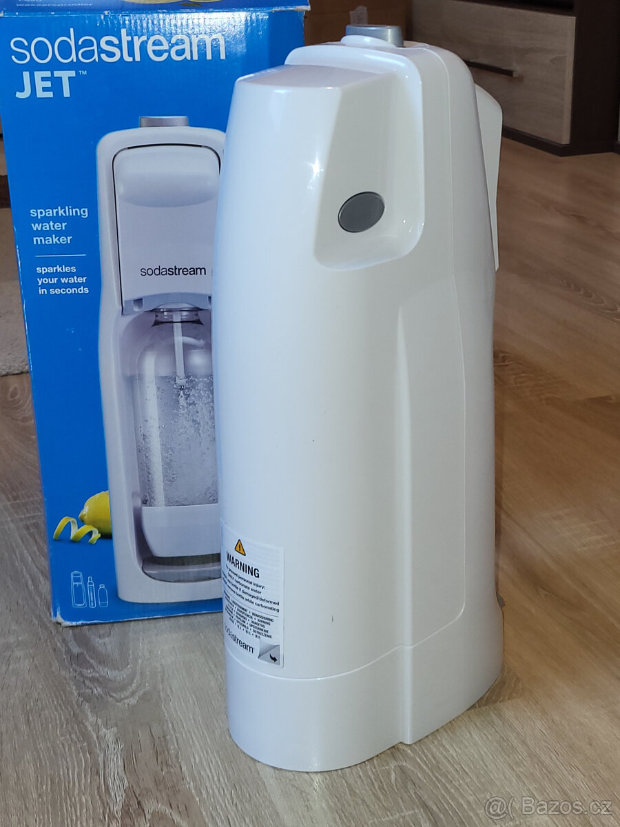 Výrobník sody Sodastream Jet White, zánovní - 2