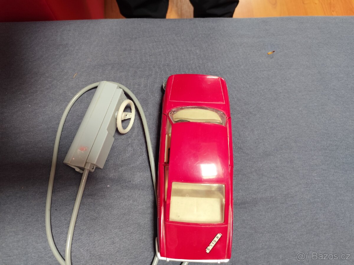 Škoda 110r autíčko - 2