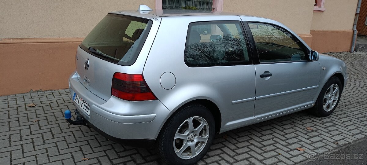 VW Golf 4 - 2