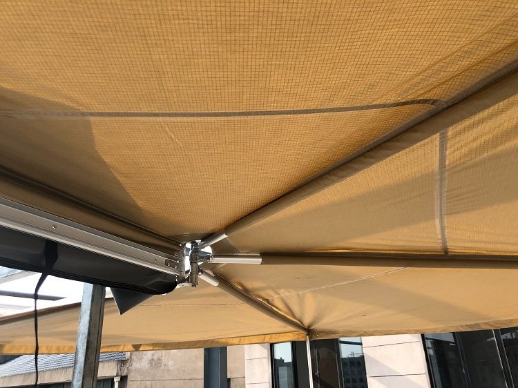 Markýza na auto, markýza vějířová - 2