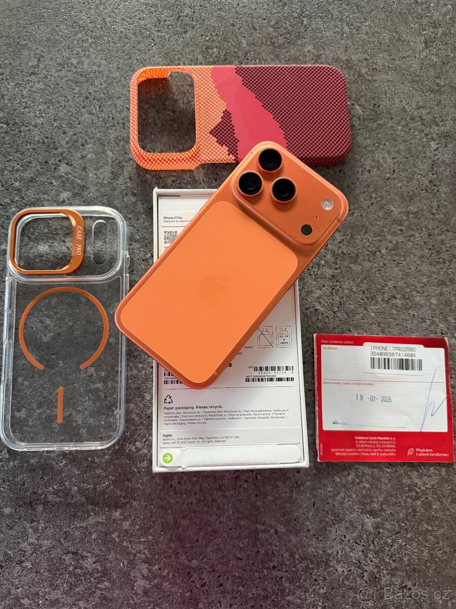 iPhone 17Pro 256gb Cosmic Orange - 2
