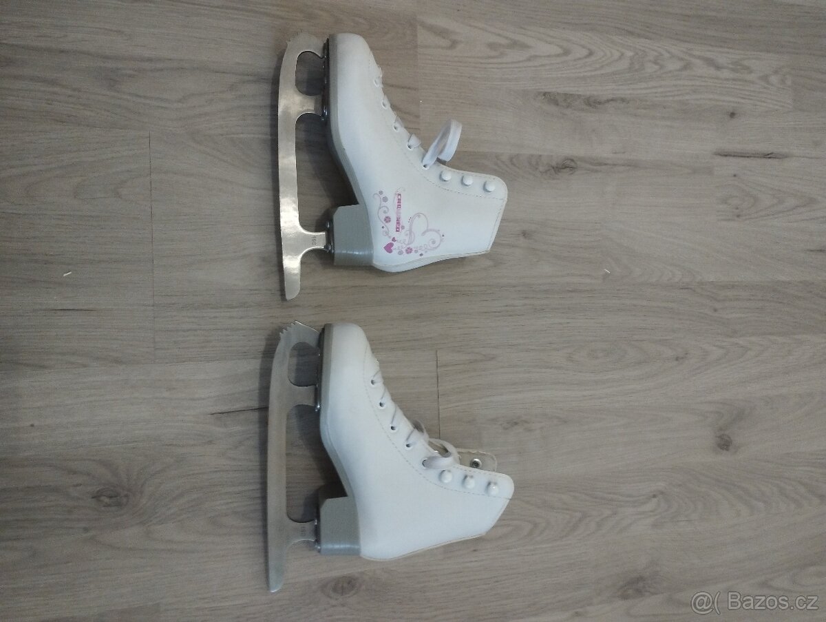 Prodám dívčí brusle - NOVÁ CENA - 2