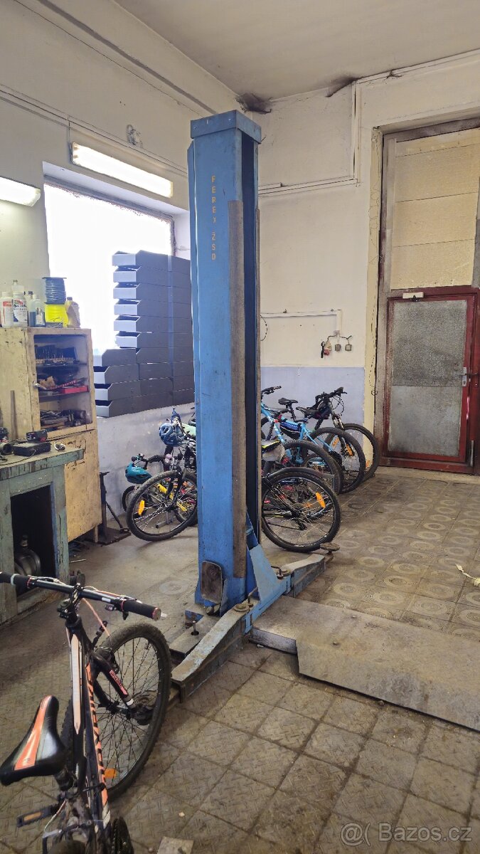 Dvousloupový zvedák Mars 3,5t. - 2