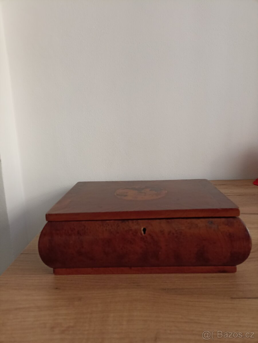 Starožitná šperkovnice - 2